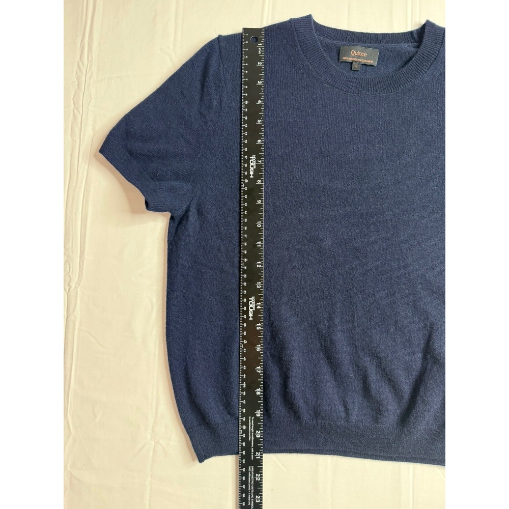 Quince 100% Mongolian Cashmere Sweater Tee Womens L Navy Blue Short Sleeve - Picture 7 of 8